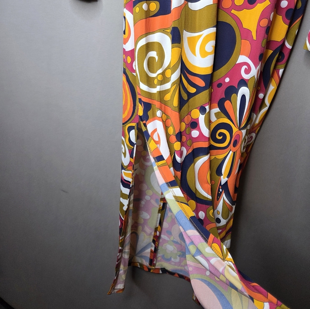 Funkadelic Retro Styled Patterned Long Sleeve Dress - Picture 7 of 9